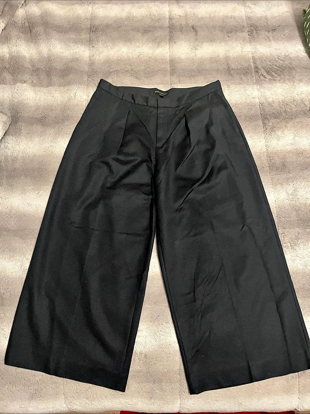 Banana Republic Wide Leg pants in Black